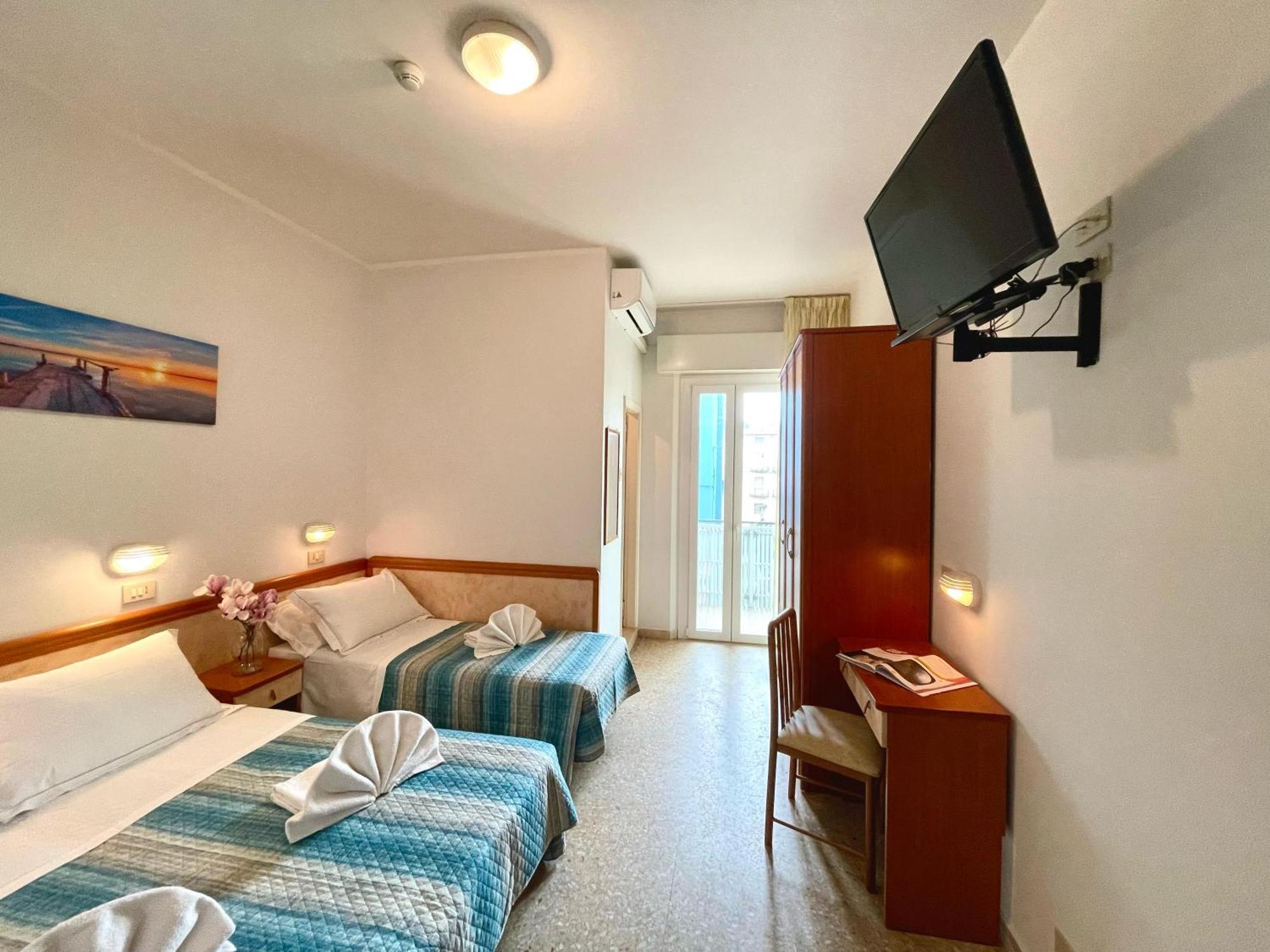 Hotel Crystal Nuova Gestione 2025 Римини Экстерьер фото